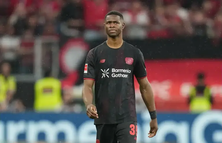 Everton accelerating pursuit of Bayer Leverkusen striker as agent talks loom