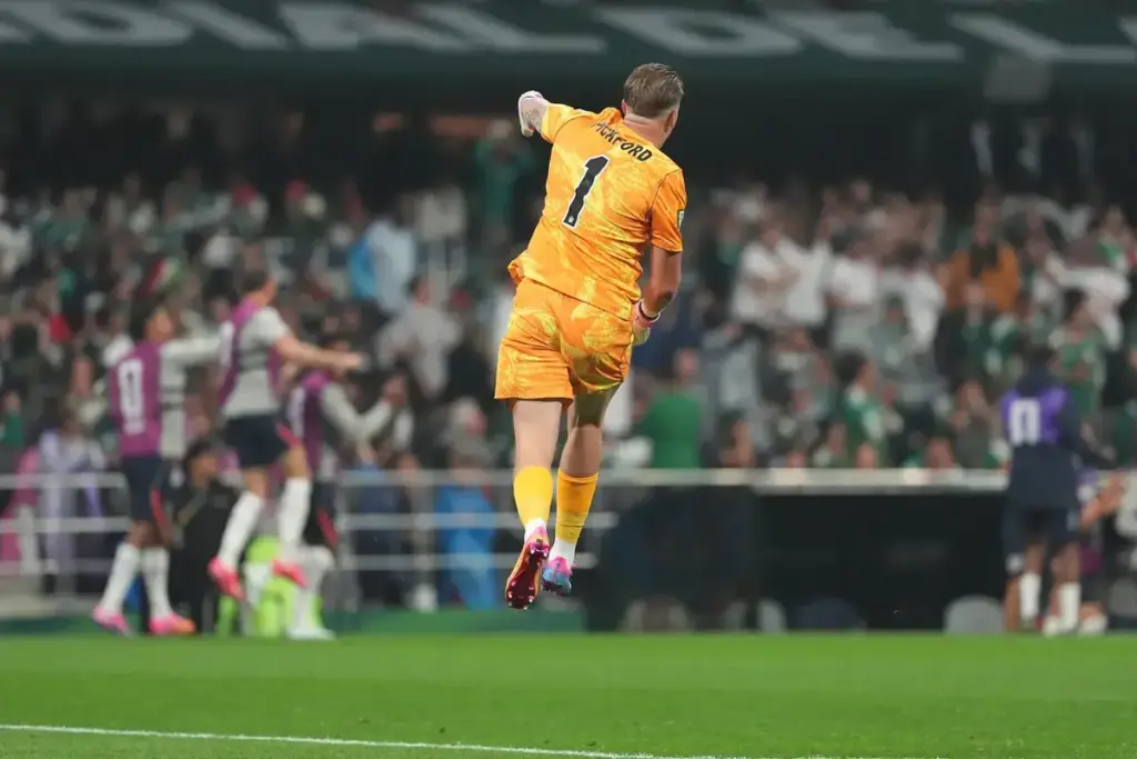 Everton’s Pickford stands firm as England survive Azteca classic to reach World Cup quarter-finals