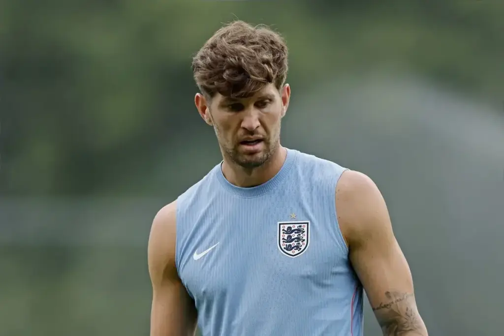 Stones’ preference for London move casts fresh doubt on Everton reunion