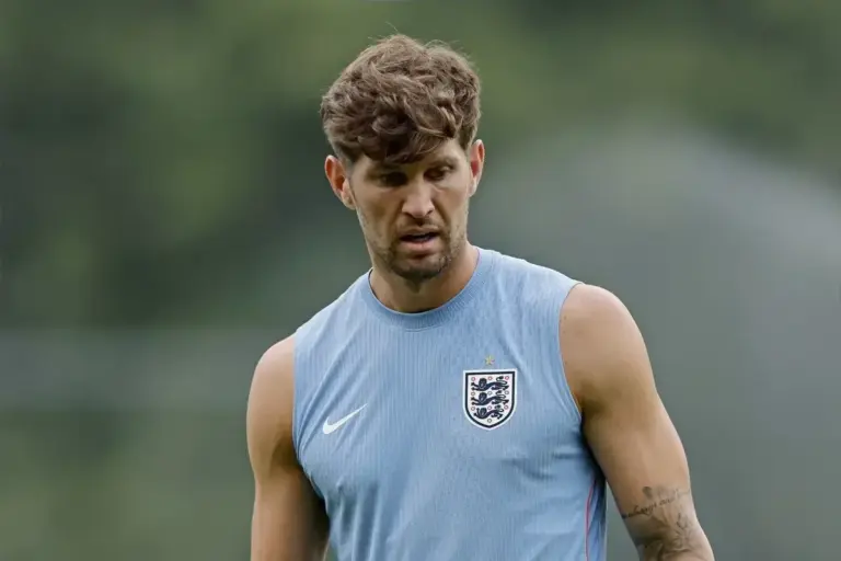 Stones’ preference for London move casts fresh doubt on Everton reunion