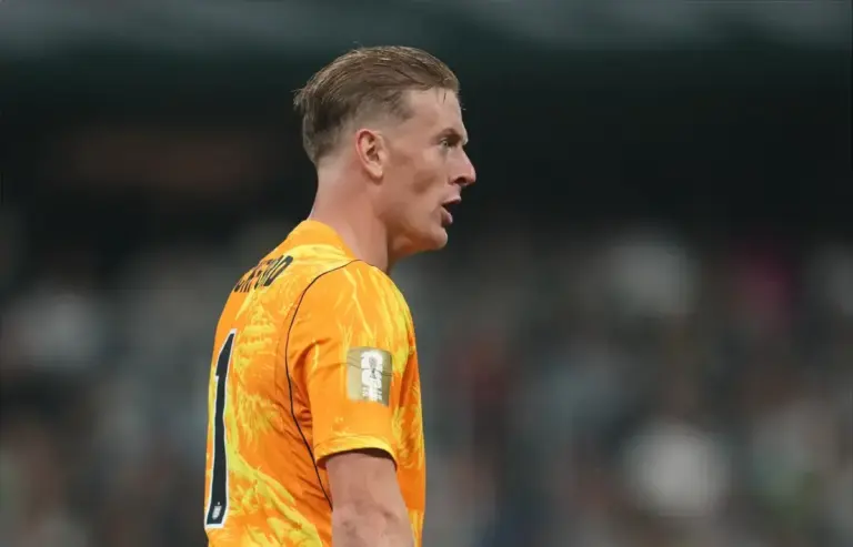 Another talkSPORT voice questions Pickford despite England record – *sigh