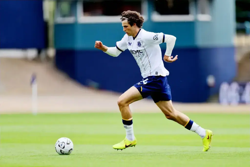 Everton’s right-back problem laid bare in 4-0 Dundee win