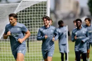 Everton begin pre-season at Dundee with fresh faces to assess