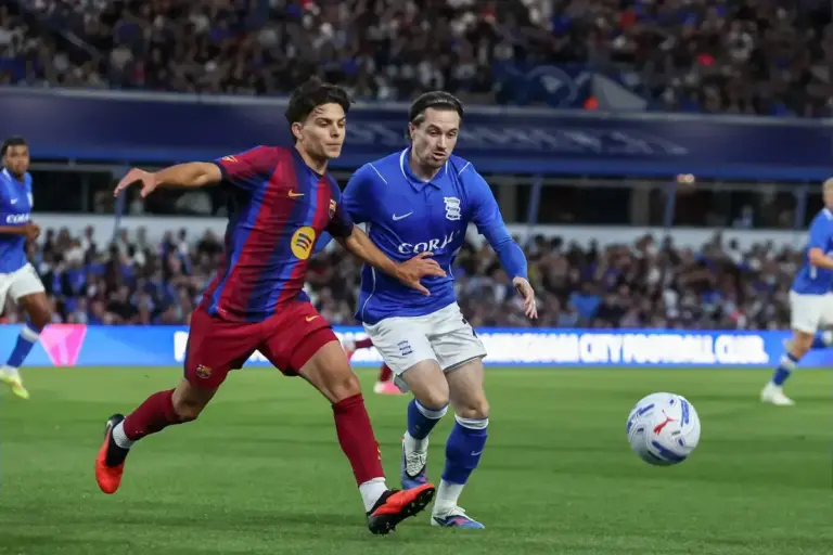Everton news & talking points: Iroegbunam transfer talks & the ongoing right-back saga