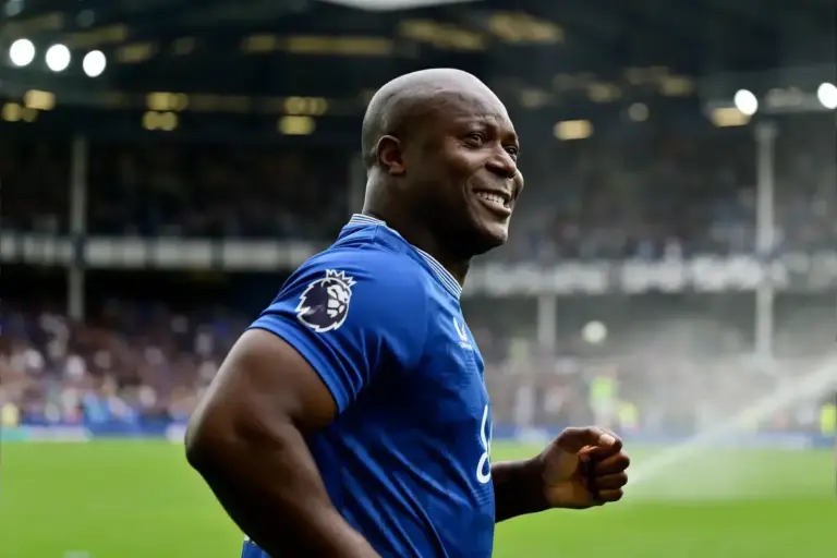 Yakubu’s Cup challenge to Moyes exposes Everton’s silverware dilemma
