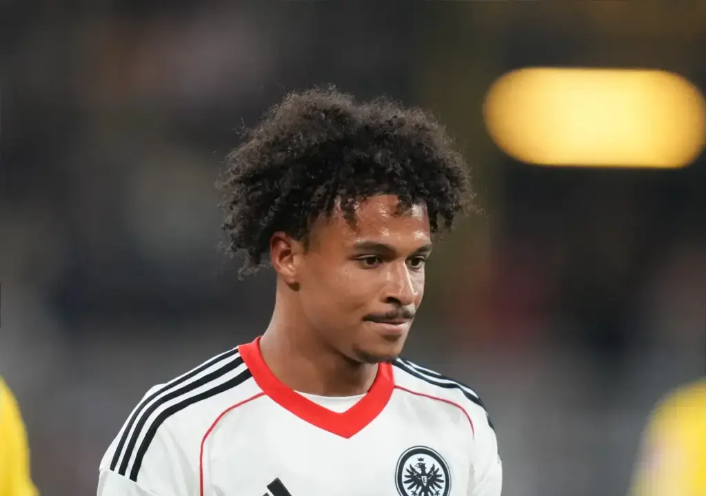 Everton handed Jean-Mattéo Bahoya boost as Frankfurt open door to sale