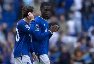 Everton news: 777 takeover warning, Hackney reveals Moyes talks and Saha backs Barry