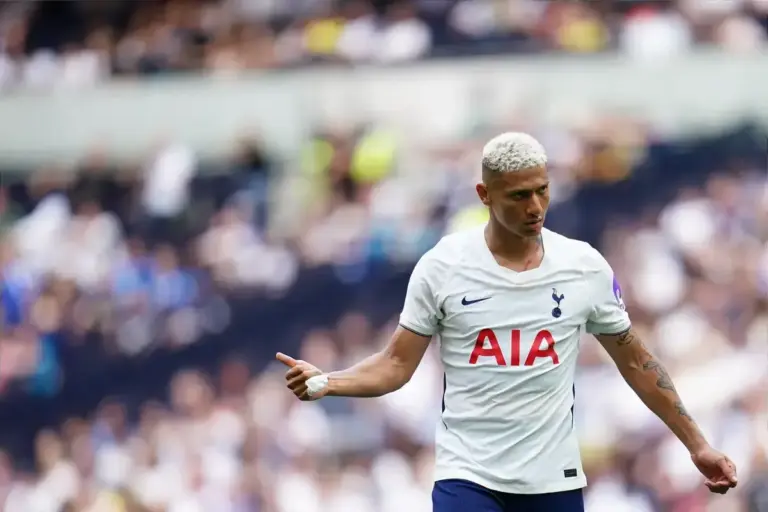 Everton reunion bid knocked back as Spurs hold firm on price