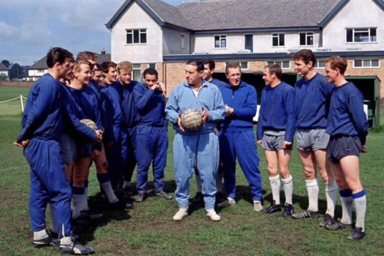 Wonderful Harry Catterick photo captures the Everton of another era