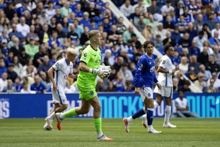 Jordan Pickford’s Crystal Palace save earns another award