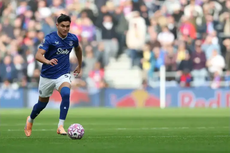 Everton 1-0 Wolves: Alcaraz sends Toffees into Carabao Cup fourth round