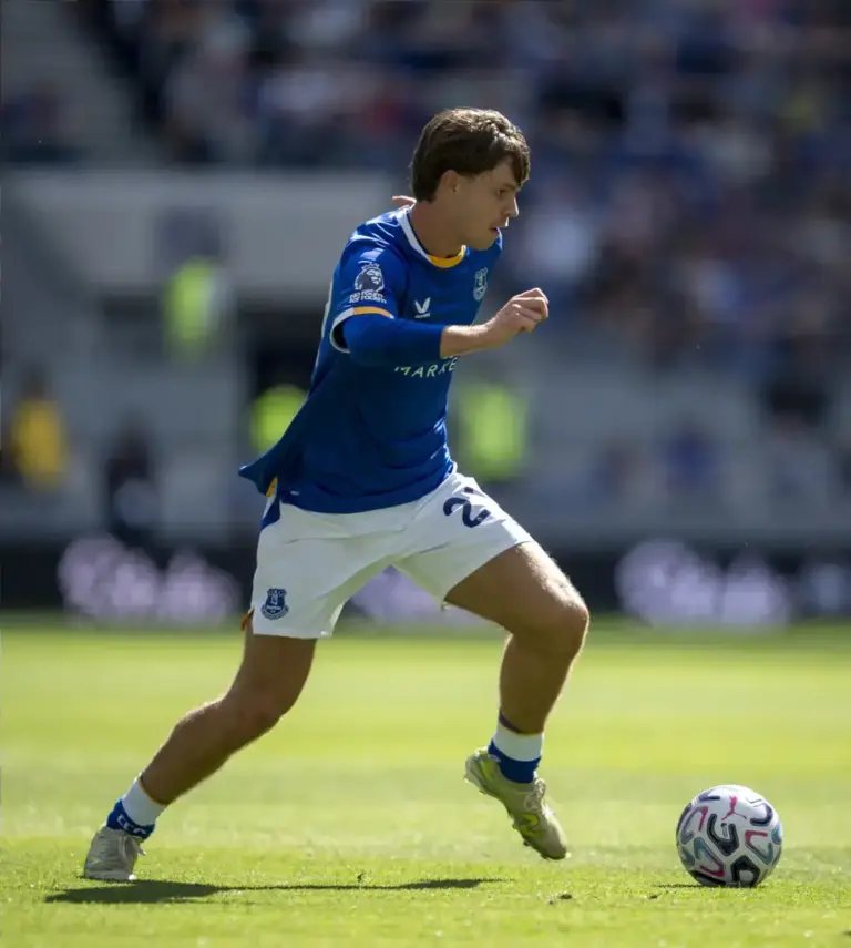 Moyes explains Tyler Dibling progress at Everton