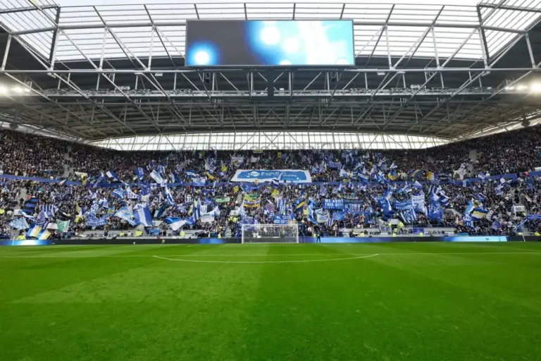 Everton fan group stands down as Deadline Day anger grows