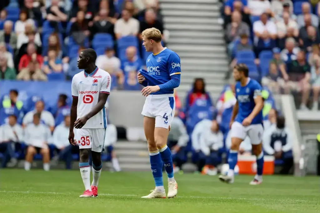 Everton stance clear as Liverpool ‘work on’ Jarrad Branthwaite move