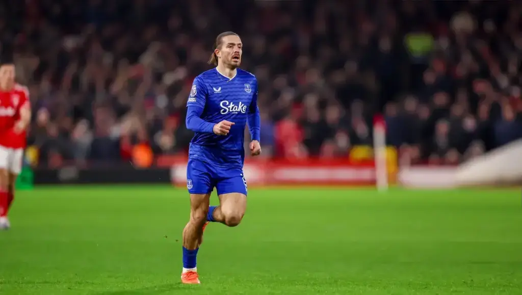 Grealish’s outrageous Everton pass shows another side to David Moyes’ team