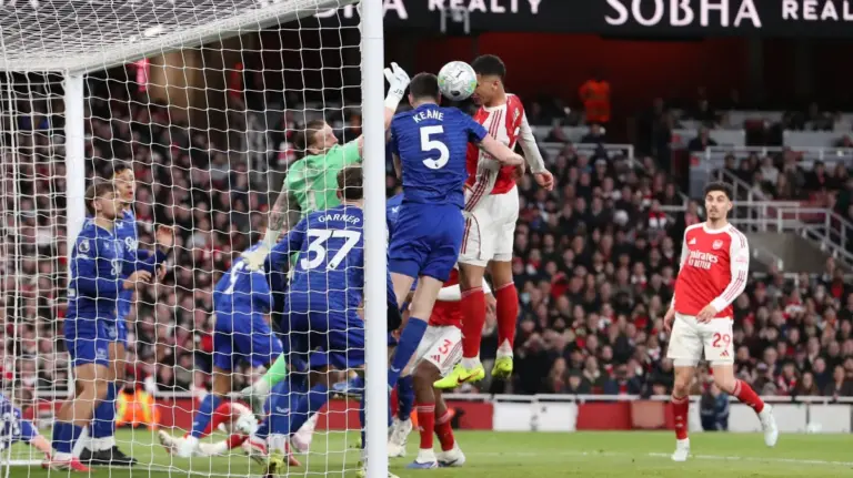 Arsenal 2-0 Everton: Toffees suffer second successive Premier League defeat